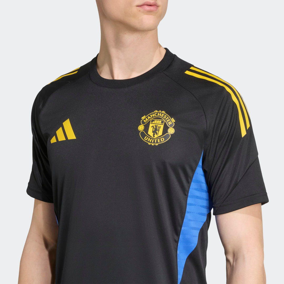Manchester United 2025/26 Official Training Jersey