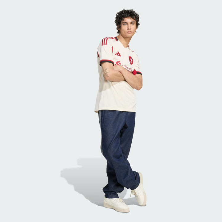 Liverpool 2025/26 Official Away Jersey