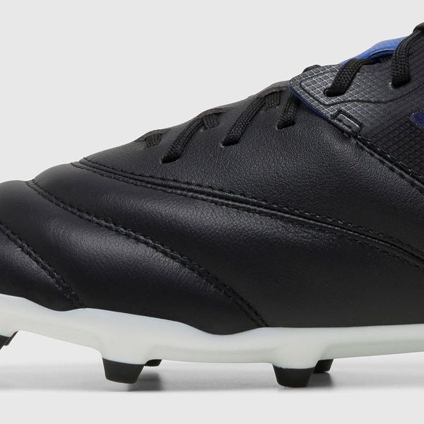 Umbro Tocco IV Premier FG Boots- Black/White/Blue