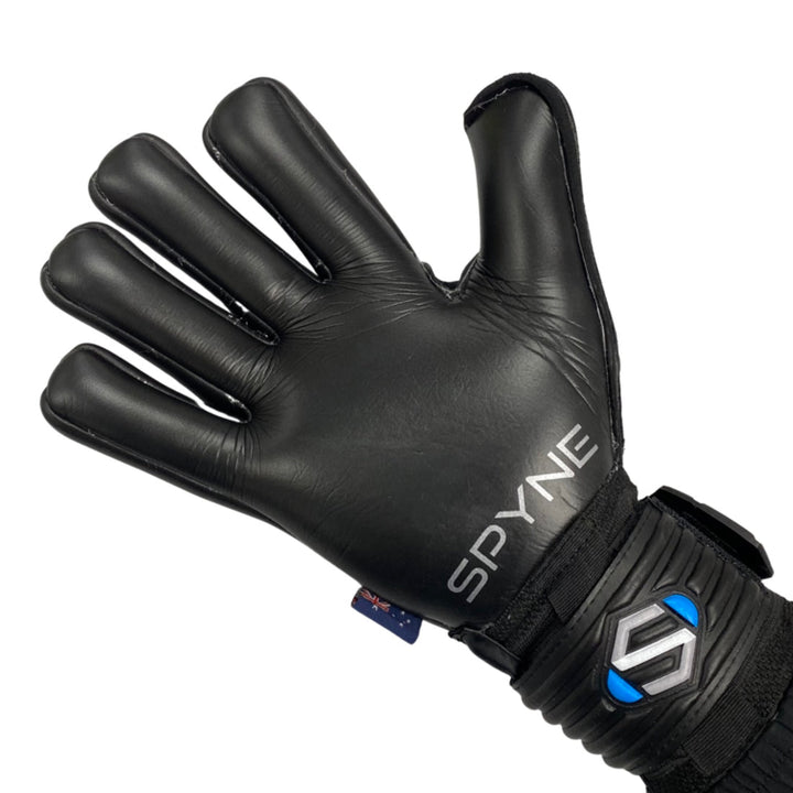 SPYNE Blackout 2.0 Goalkeeper Gloves
