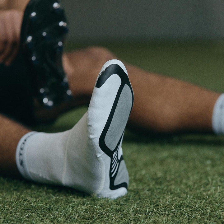 Storelli Speed Grip Socks- White