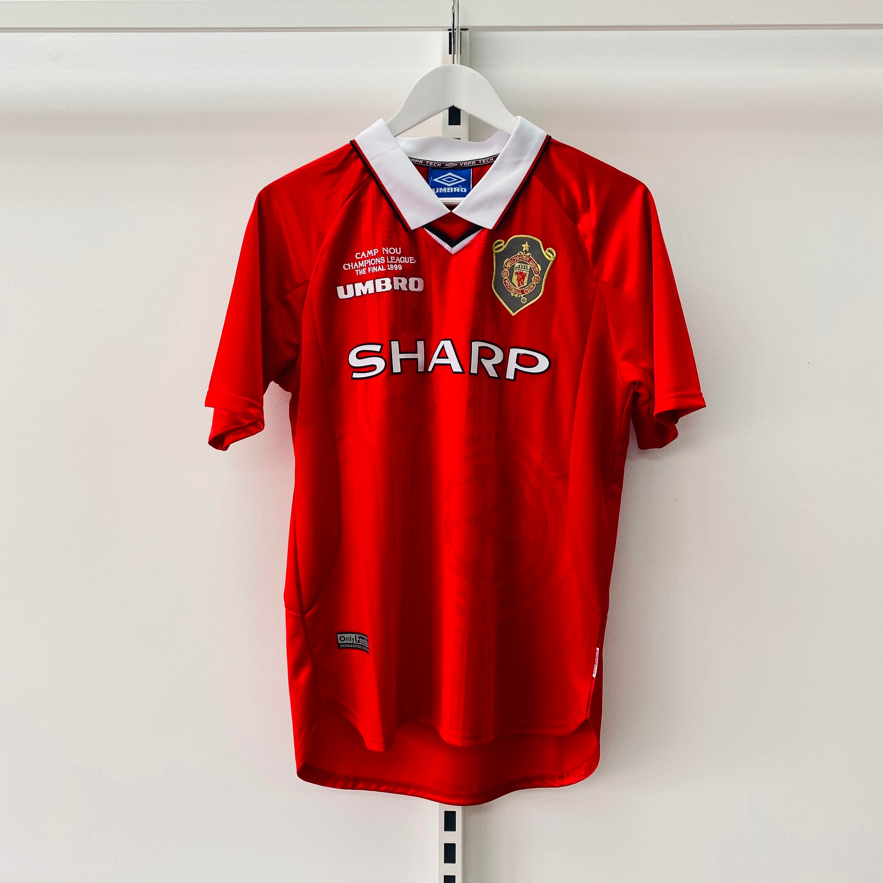 Manchester United Umbro Football Soccer Zip Polo Vapa Jersey Sharp