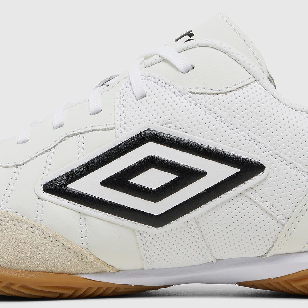 Umbro Speciali Eternal Team INDOOR Boots- White