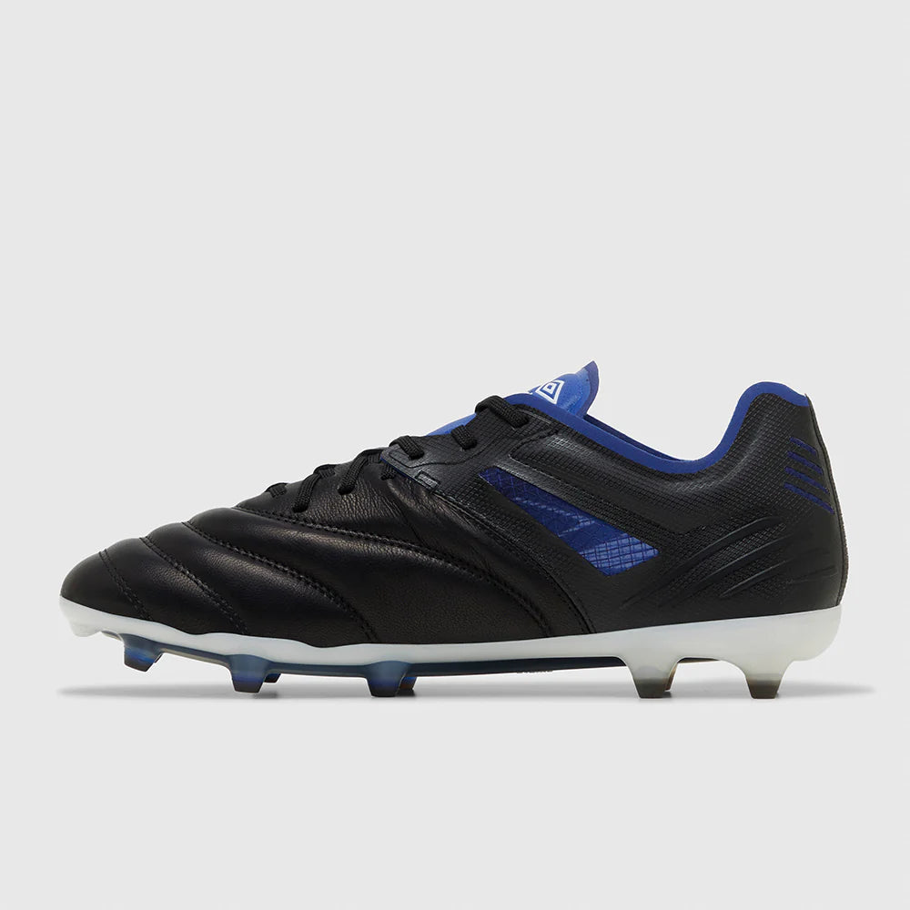 Umbro Tocco IV Pro FG Boots- Black/White/Blue