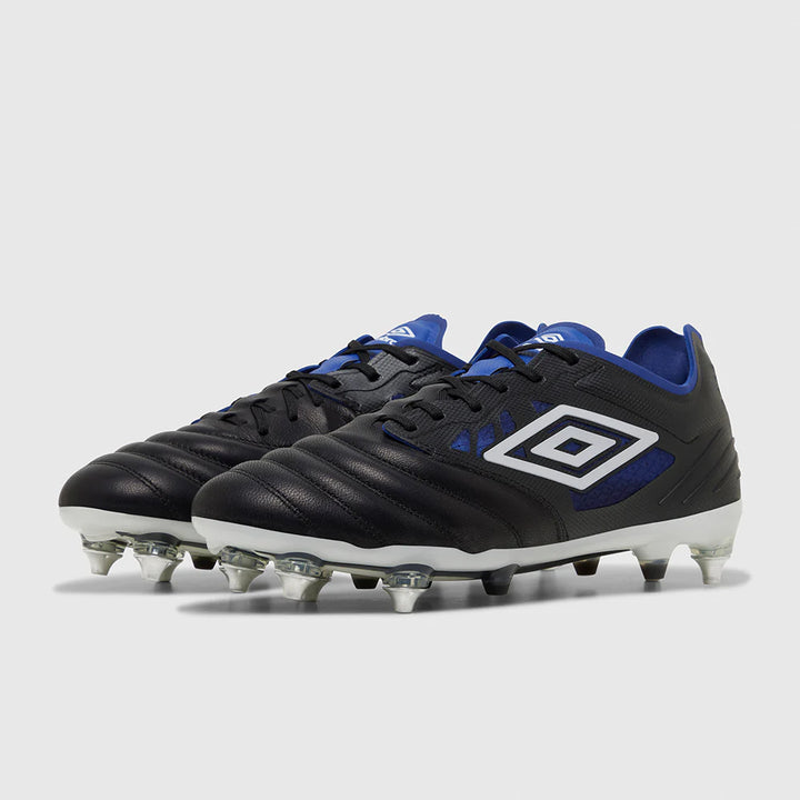 Umbro Tocco IV Pro SG Boots- Black/White/Blue