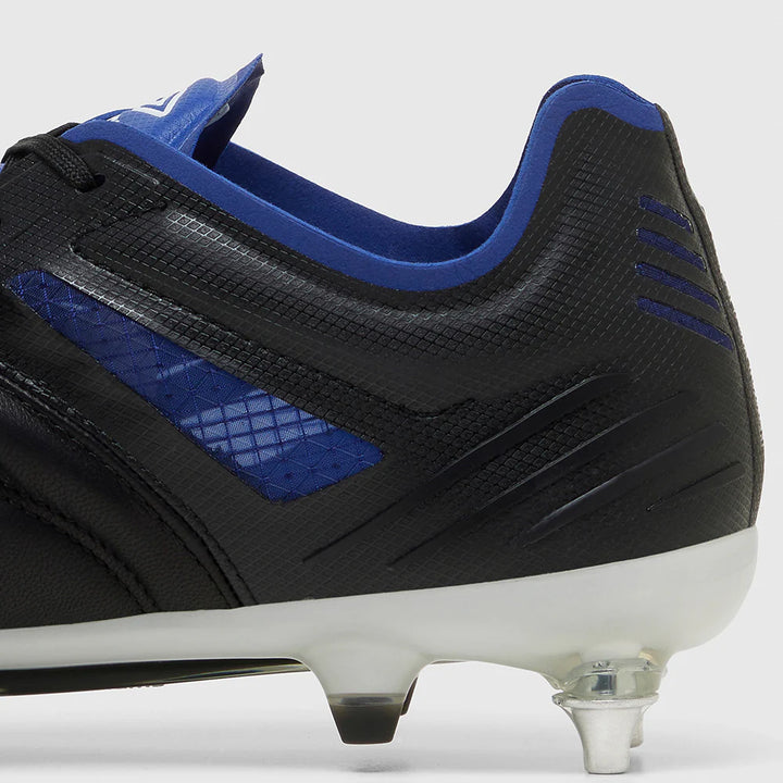 Umbro Tocco IV Pro SG Boots- Black/White/Blue