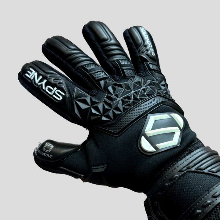 SPYNE Soldado 2.0 Goalkeeper Gloves- Black