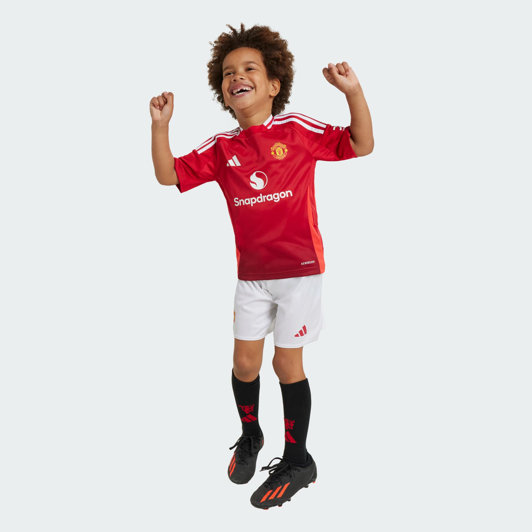 Manchester United Official adidas Mini Kit