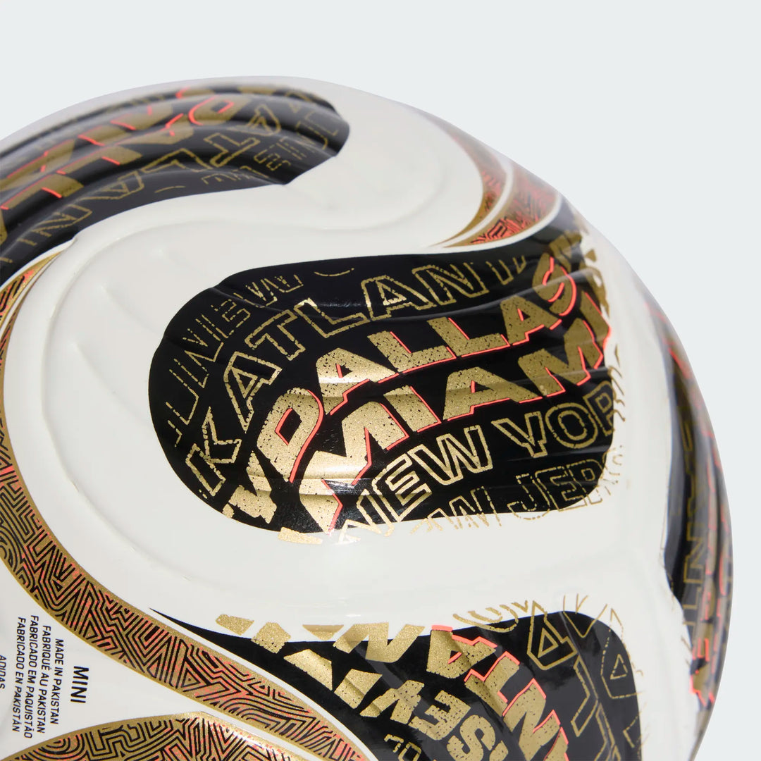 adidas FIFA World Cup 26 Trionda Finals Mini Ball