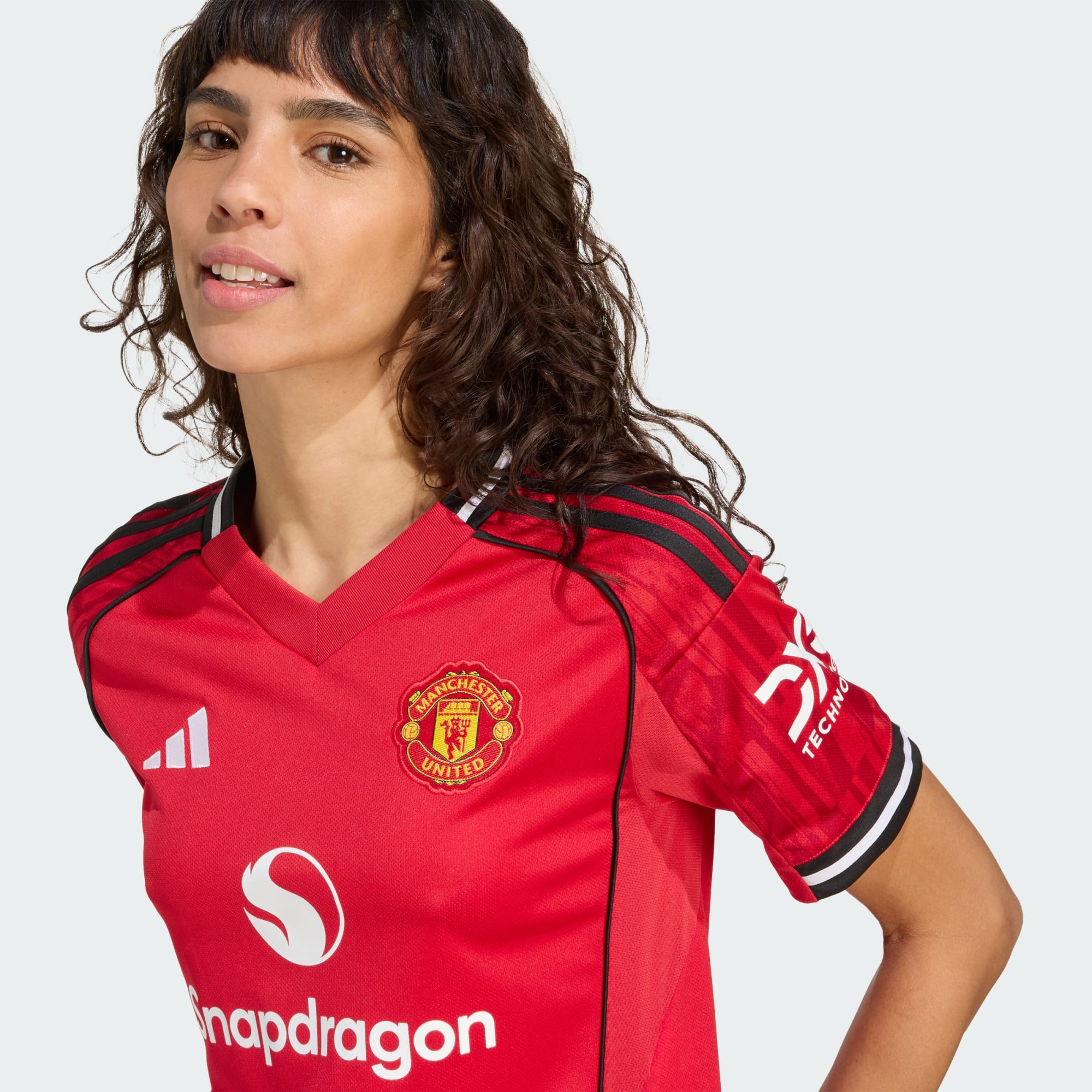 Manchester United 2025/26 Official Home Jersey-WOMEN'S – Soccer Locker
