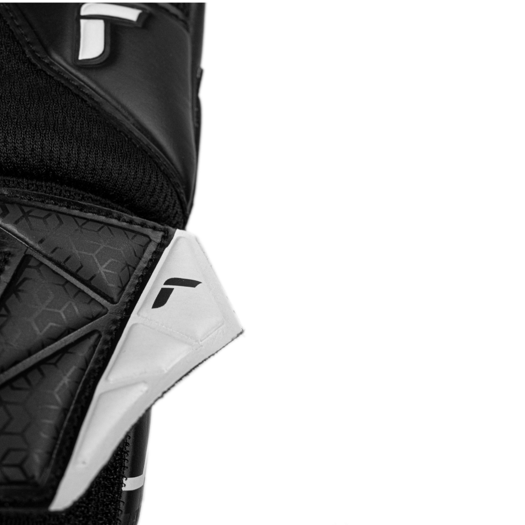 Reusch Infinity NC JUNIOR Goalkeeper Gloves- Black