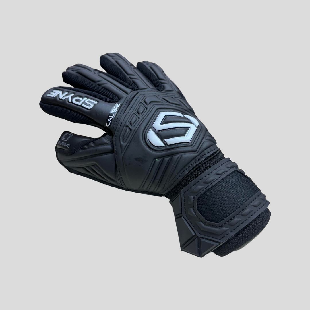 SPYNE Calibre JUNIOR Goalkeeper Gloves